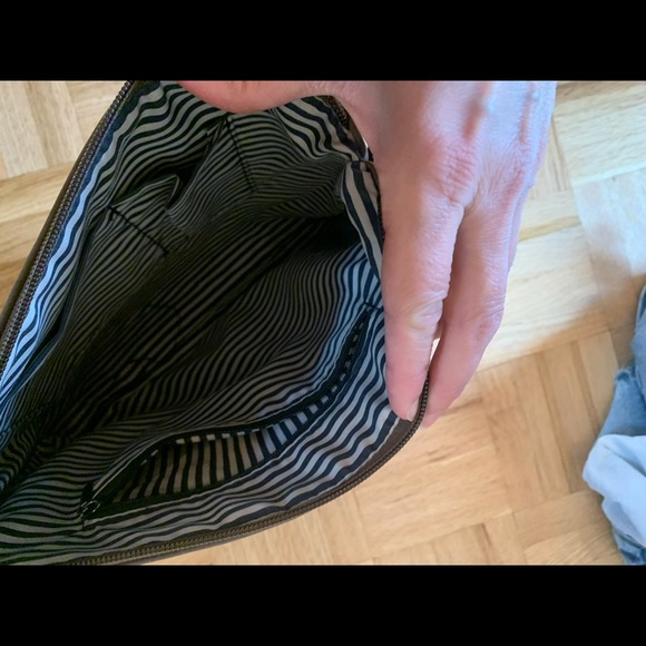 Shoulder bag - Picture 5 of 5